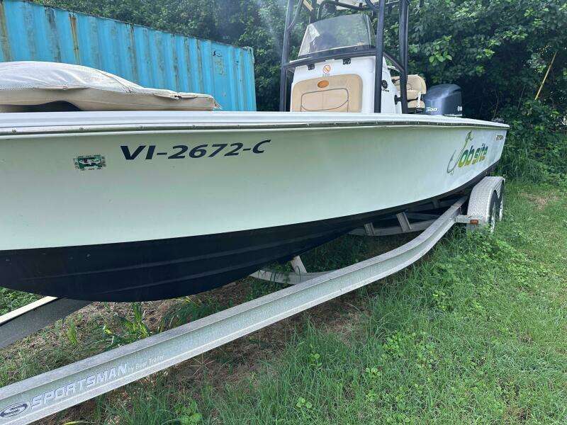 2014 Sportsman Masters 247 Bay Boat