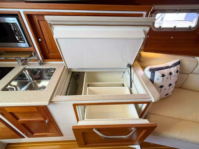 2012 MJM 36z Downeast