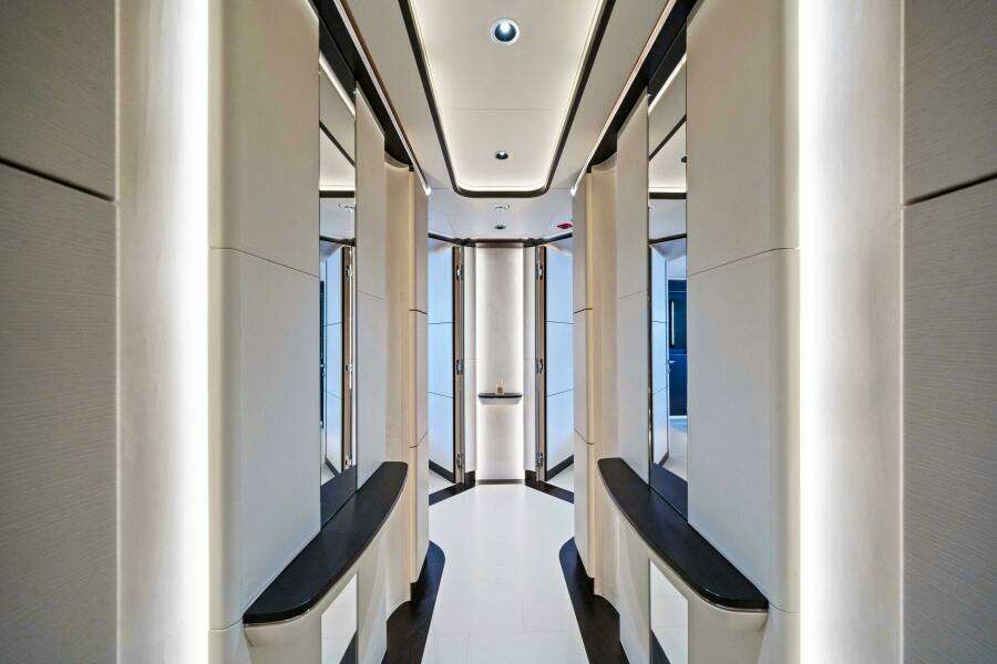 2028 Ocean King DUCALE 120