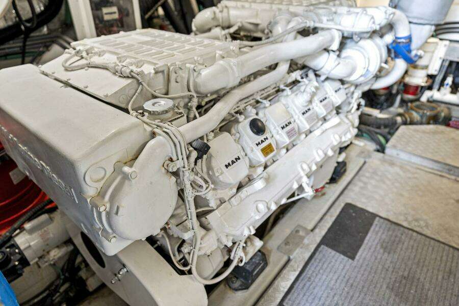 2006 Sunseeker 75 Yacht