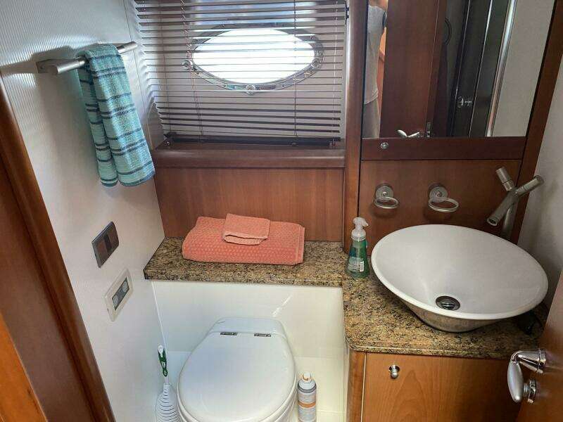 2006 Sunseeker 75 Yacht