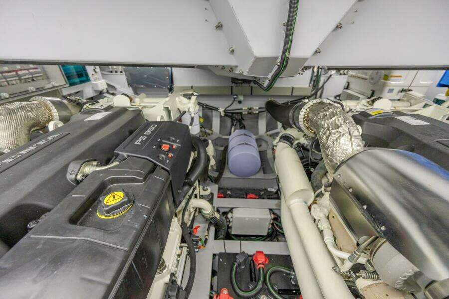 2023 Vanquish Yachts VQ58