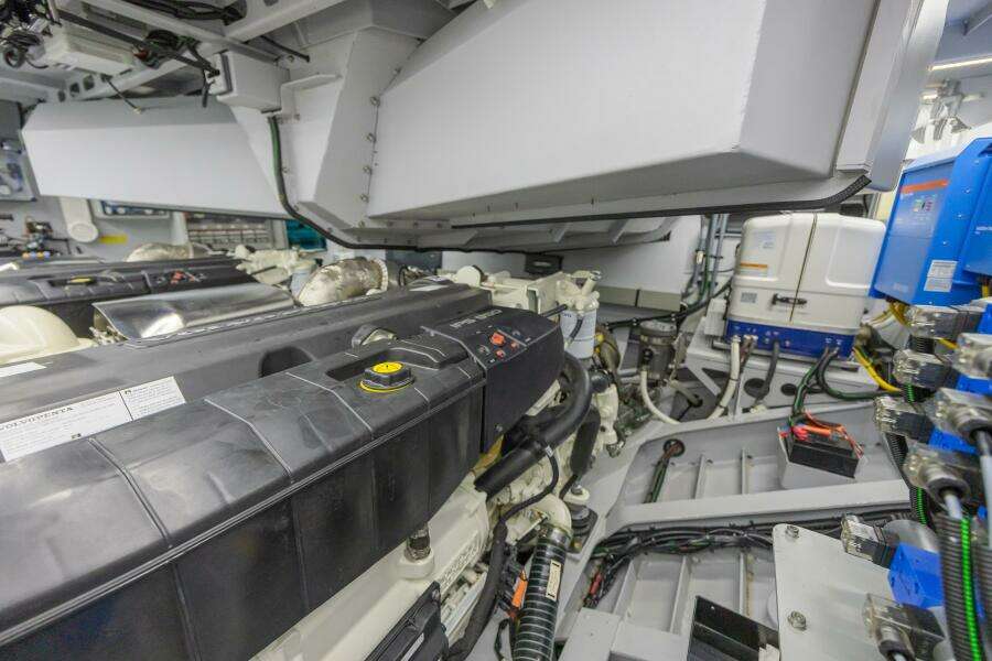 2023 Vanquish Yachts VQ58