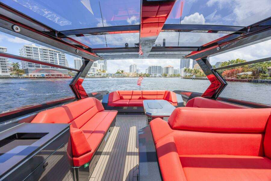 2023 Vanquish Yachts VQ58