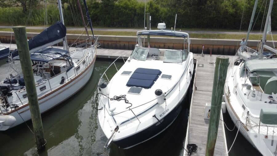 2005 Rinker 390
