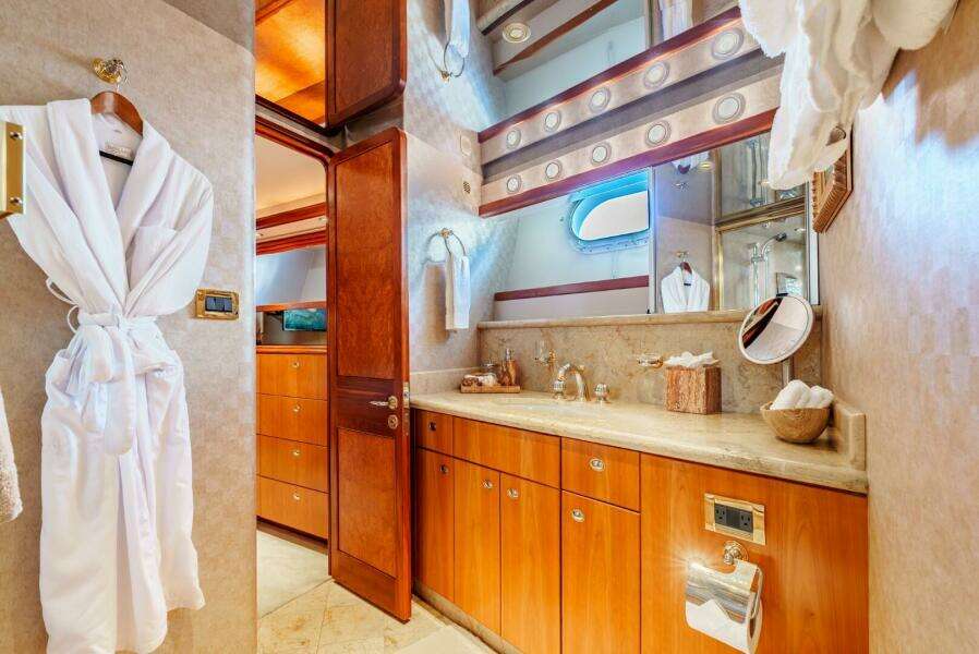 2003 Westport Cockpit Motor Yacht