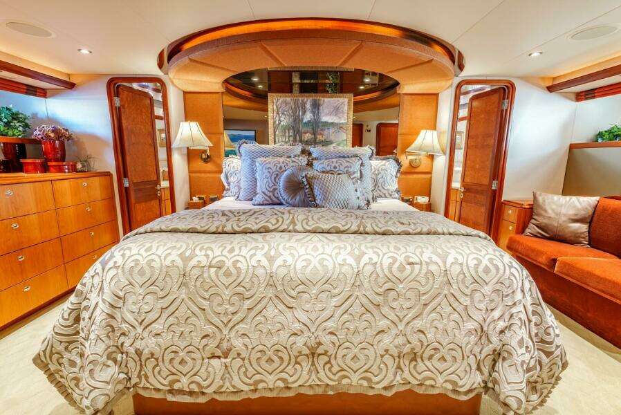 2003 Westport Cockpit Motor Yacht