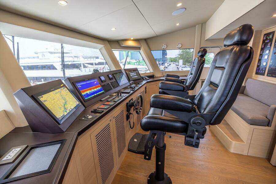 2022 Numarine 37XP