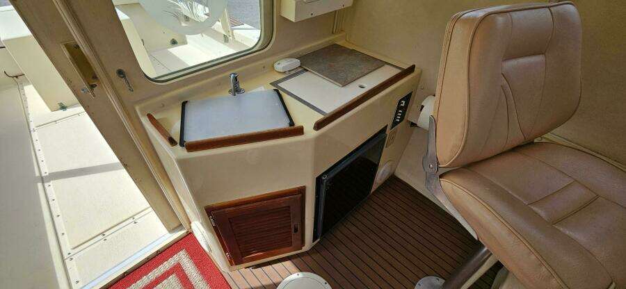 2001 Rosborough RF-246 Custom Wheelhouse