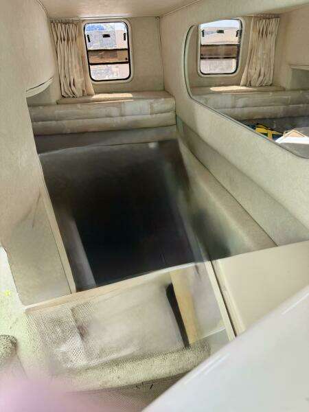 1997 Sea Ray 270 Sundancer