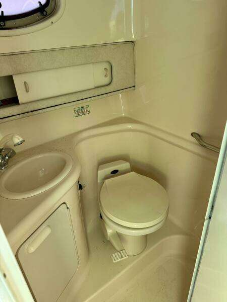 1997 Sea Ray 270 Sundancer