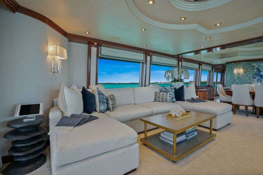 2004 Crescent Raised Pilothouse