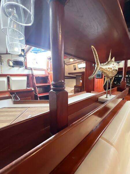 1986 Tayana Vancouver 42