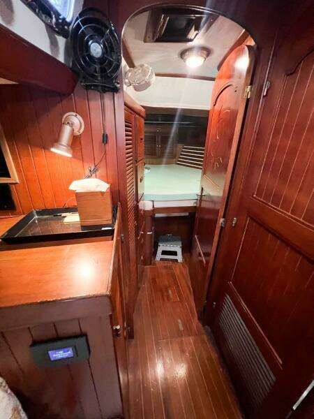 1986 Tayana Vancouver 42