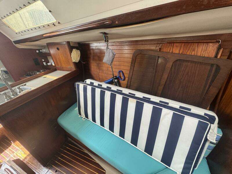 1988 Beneteau First 285