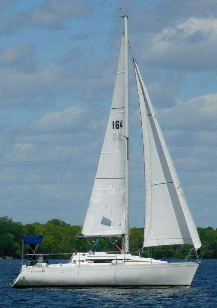 1988 Beneteau First 285