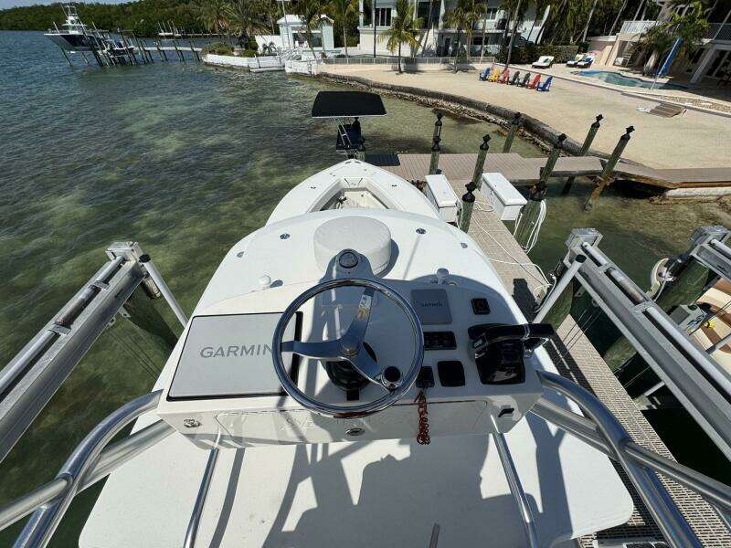 2014 SeaVee 390B Center Console