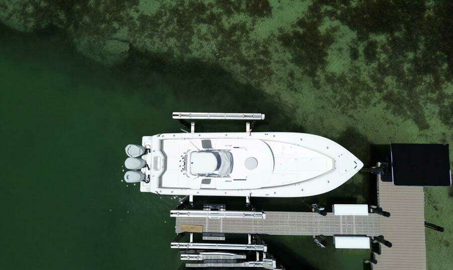 2014 SeaVee 390B Center Console