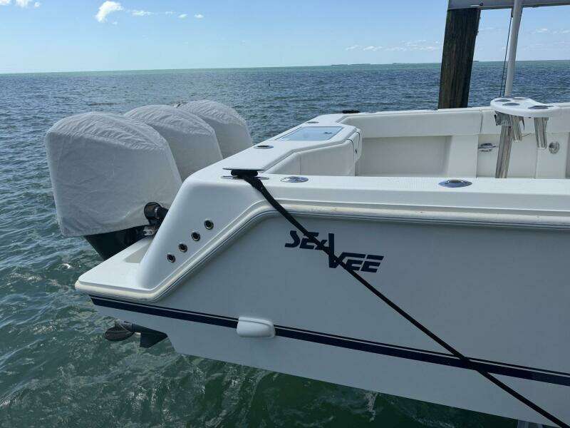 2014 SeaVee 390B Center Console