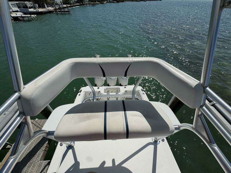 2014 SeaVee 390B Center Console
