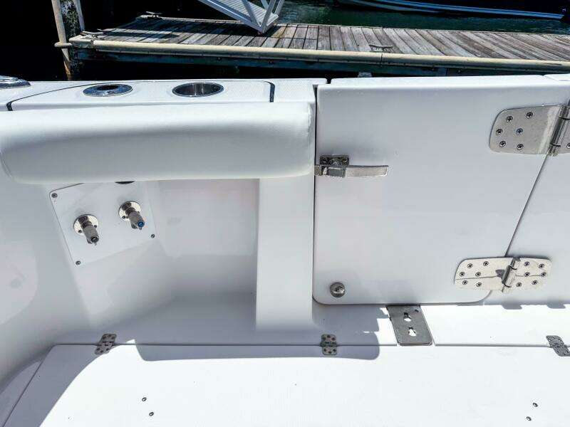 2025 Edgewater 370CC