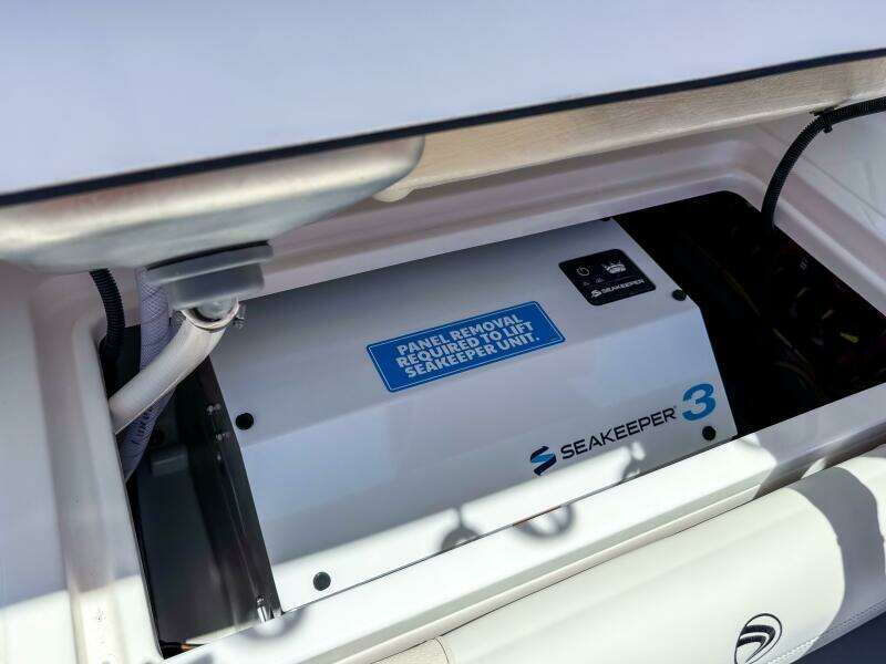 2025 Edgewater 370CC