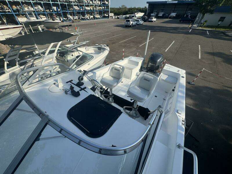 2004 Angler 220 Walkaround