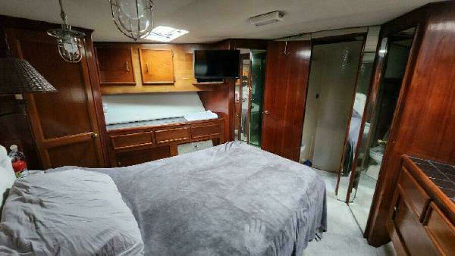 1989 Ocean Yachts 55