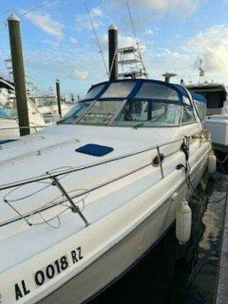 1996 Sea Ray 330 Express Cruiser