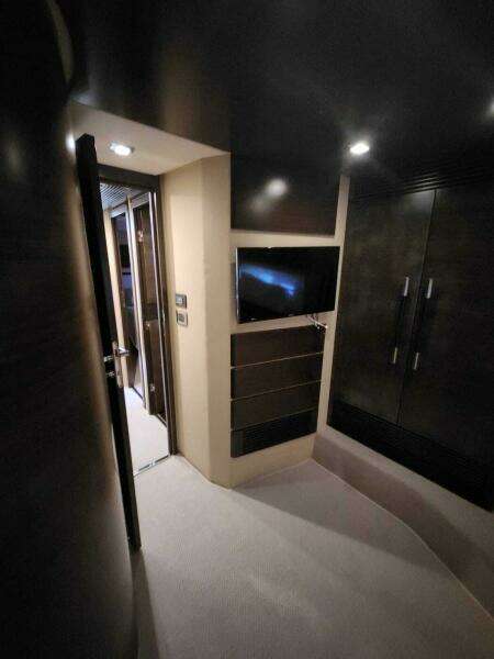 2014 Azimut Flybridge