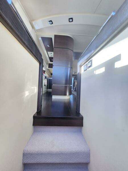 2014 Azimut Flybridge