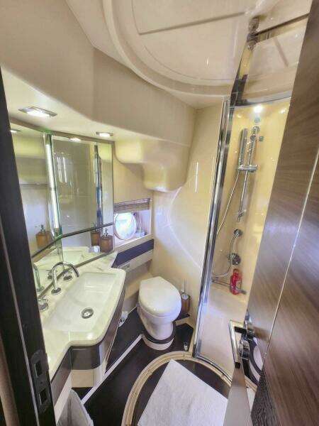 2014 Azimut Flybridge