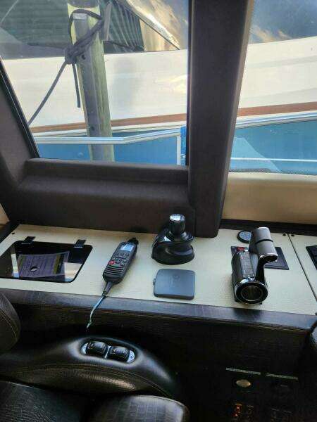 2014 Azimut Flybridge