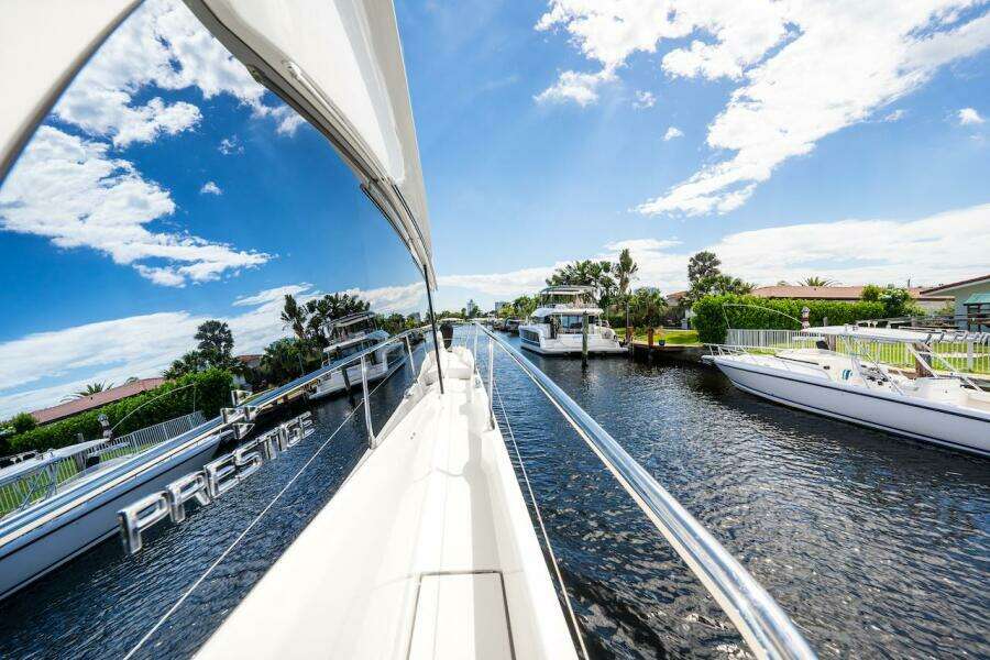 2020 Prestige 520 Fly