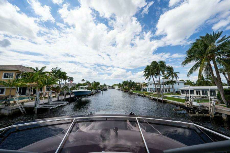 2020 Prestige 520 Fly