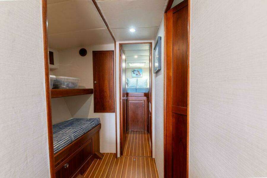 1984 Custom Carolina Scarborough