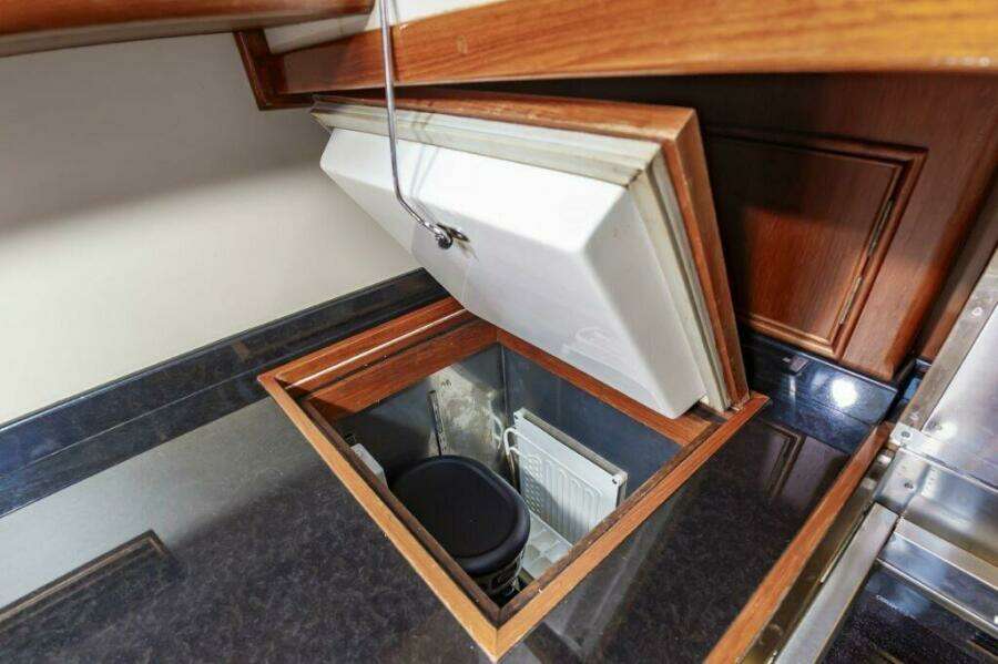 1ab16576 6ad6 49c0 914e 435b6c1d49f9