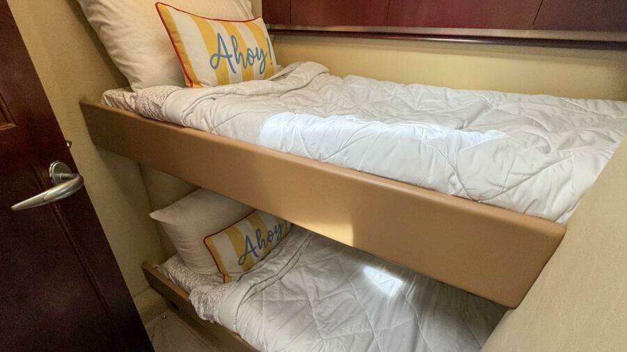 Bunkroom Starboard