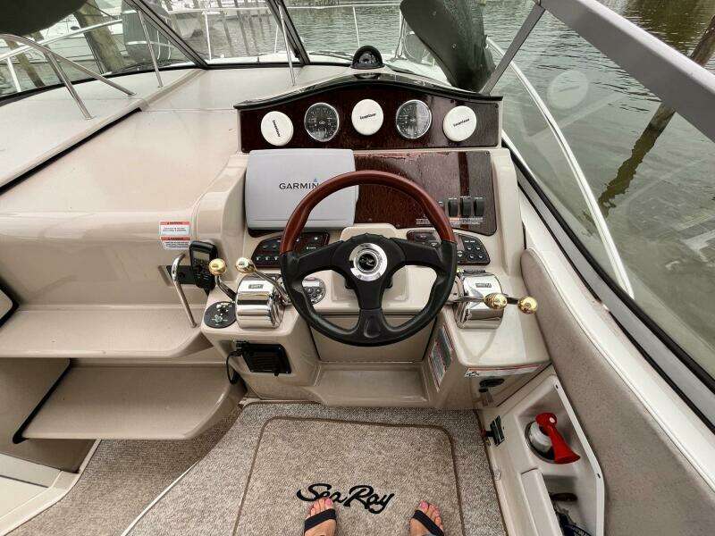 2007 Sea Ray 310 Sundancer