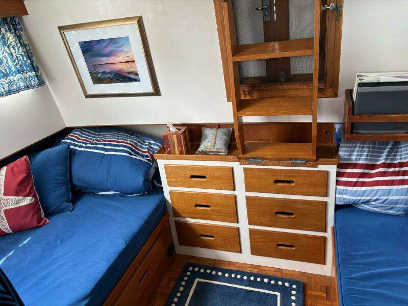 1978 Grand Banks 36  Classic