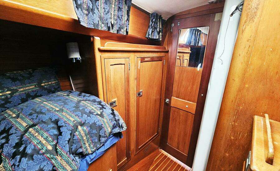 1972 Hinckley Bermuda 40