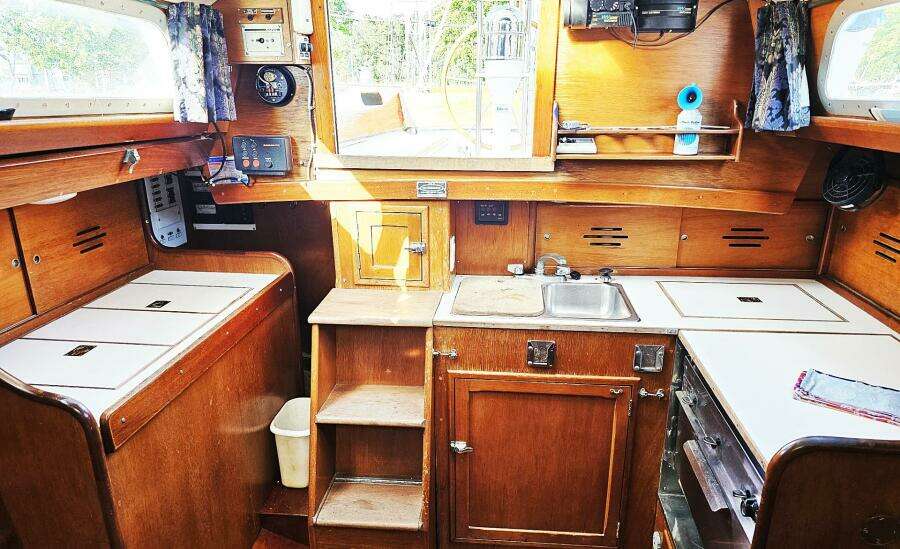 1972 Hinckley Bermuda 40