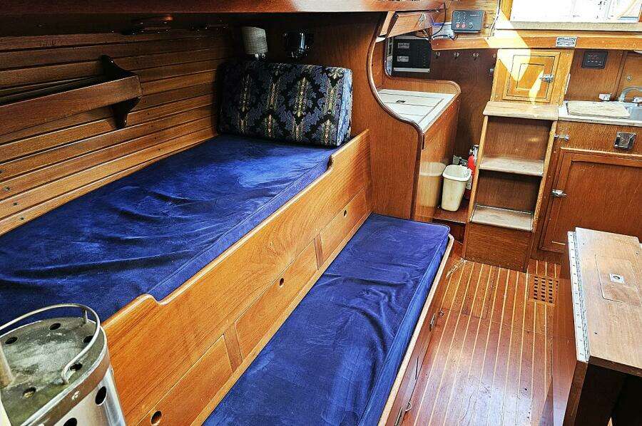 1972 Hinckley Bermuda 40