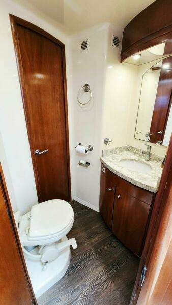 1999 Carver 530 Voyager Pilothouse