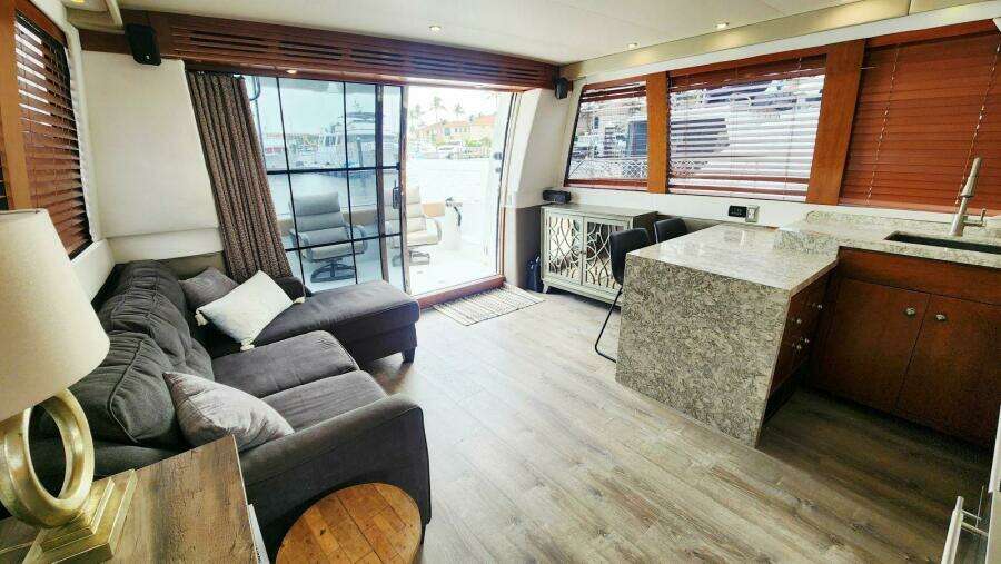 1999 Carver 530 Voyager Pilothouse