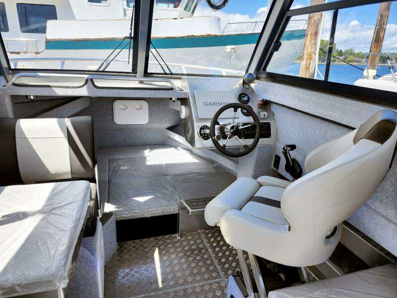 2024 Aluminum Cruiser Profisher 750