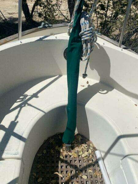 1982 Southern Cross 28