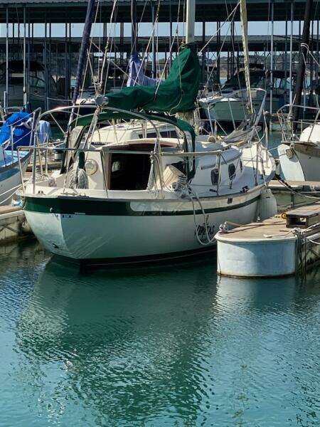 1982 Southern Cross 28