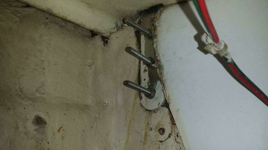 1982 Southern Cross 28