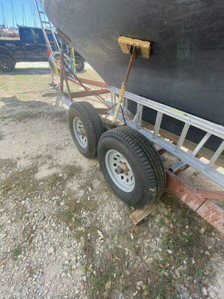 1982 Southern Cross 28